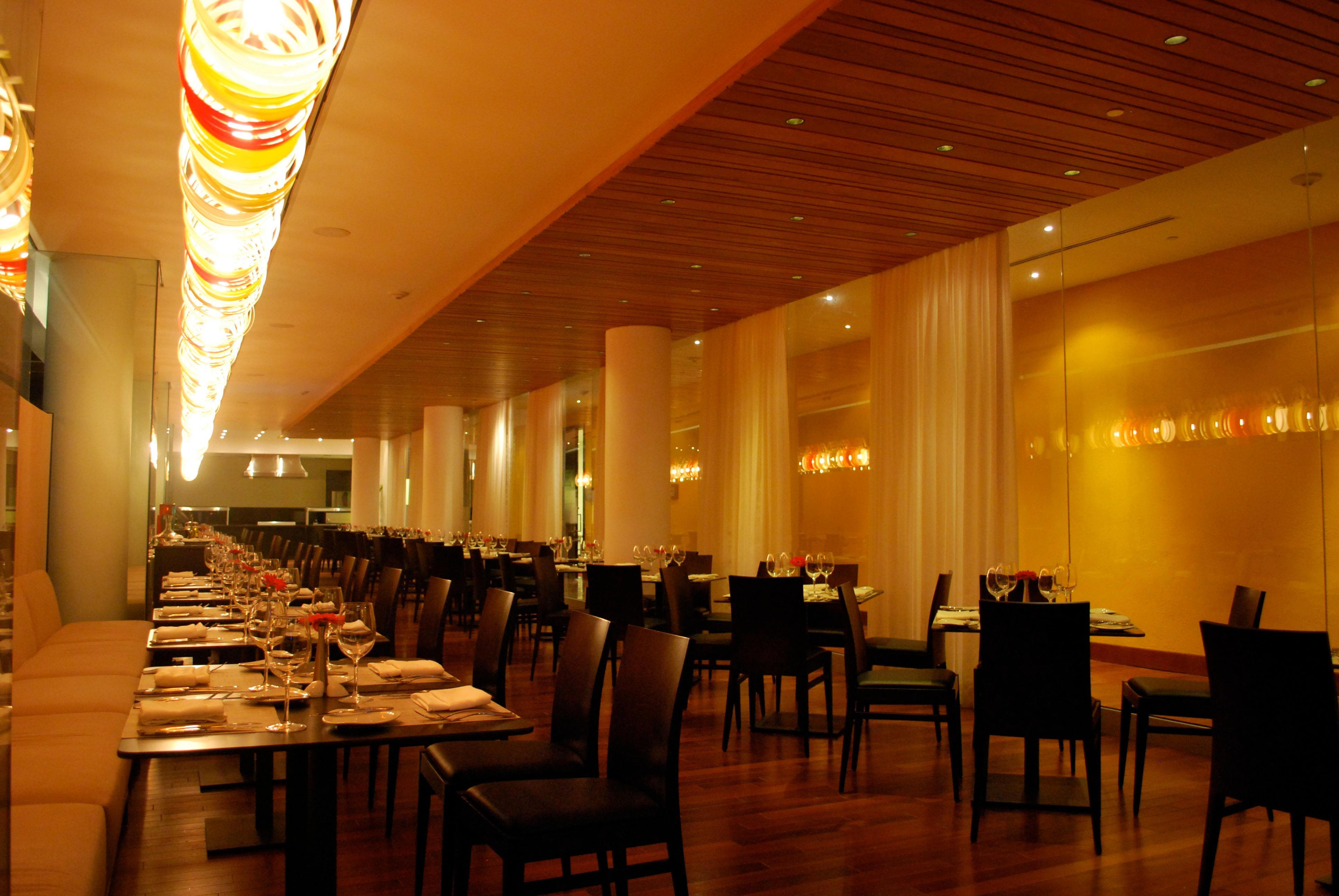 Holiday Inn Santo Domingo By Ihg Zewnętrze zdjęcie The interior of the restaurant